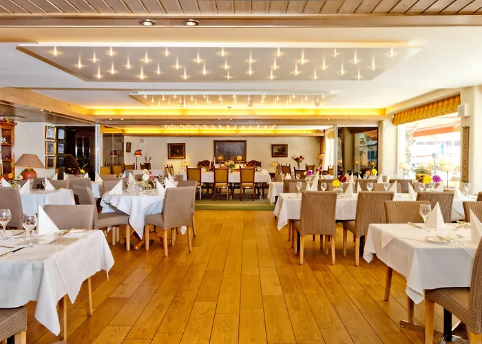 Kreuz & Post 4* גרינדלוולד