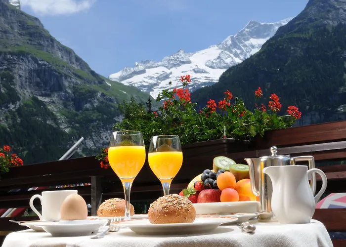 מלון Kreuz & Post גרינדלוולד