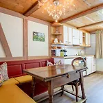 Kreuz & Post Otel 4*