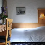 Otel Kreuz & Post