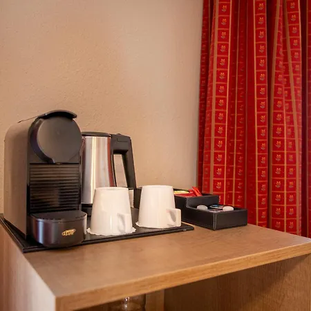 Kreuz & Post Otel 4*